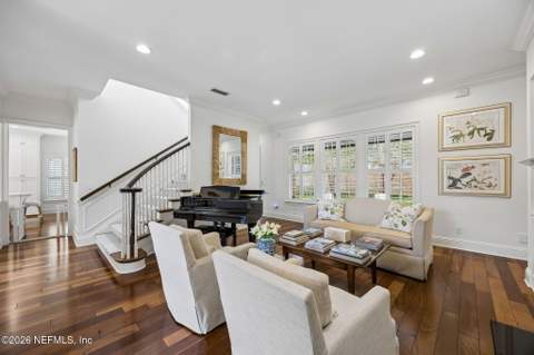 4382 Venetia Boulevard, Jacksonville FL - photo 7 of 51