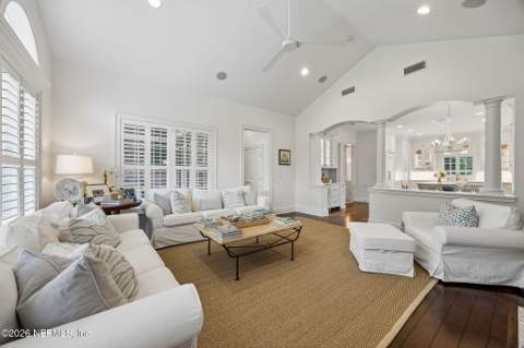 4382 Venetia Boulevard, Jacksonville FL - photo 12 of 51