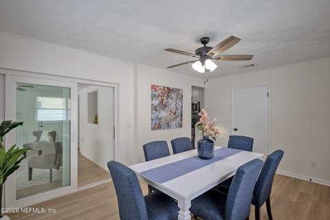 7837 Rondeau Drive, Jacksonville FL - photo 17 of 44