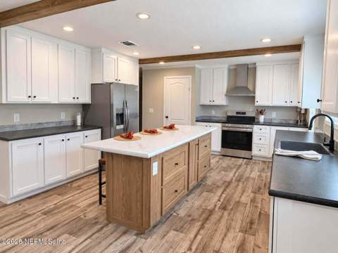 7457 Bienville Avenue, Keystone Heights FL - photo 9 of 41