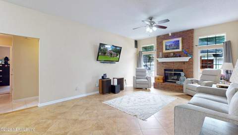 4431 Hollygate Drive, Jacksonville FL - photo 23 of 36