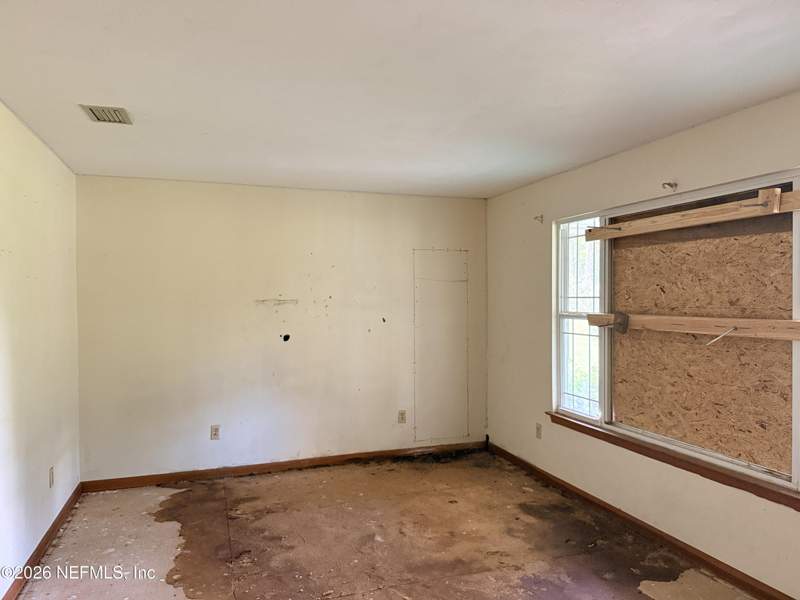 3 bedroom Single Family Residence at 13940 Sapp Road, Glen St. Mary, Glen St. Mary — photo 4