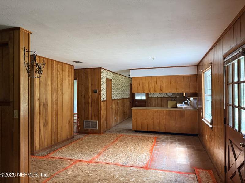 3 bedroom Single Family Residence at 13940 Sapp Road, Glen St. Mary, Glen St. Mary — photo 5