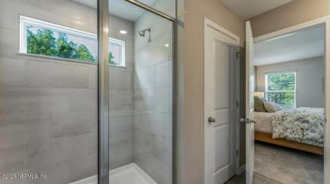 554 Avalon Woods Lane, Jacksonville FL - photo 10 of 20