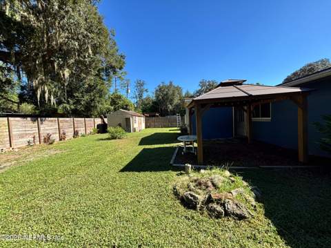 104 Oakdale Drive, Palatka FL - photo 22 of 24