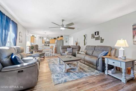 12241 Shadow Creek Court, Jacksonville FL - photo 11 of 38