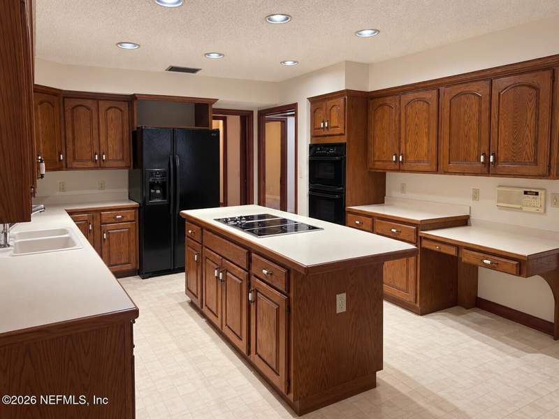 4 bedroom Single Family Residence at 8125 Bahia Blanca Street, Deerwood, Jacksonville — photo 4