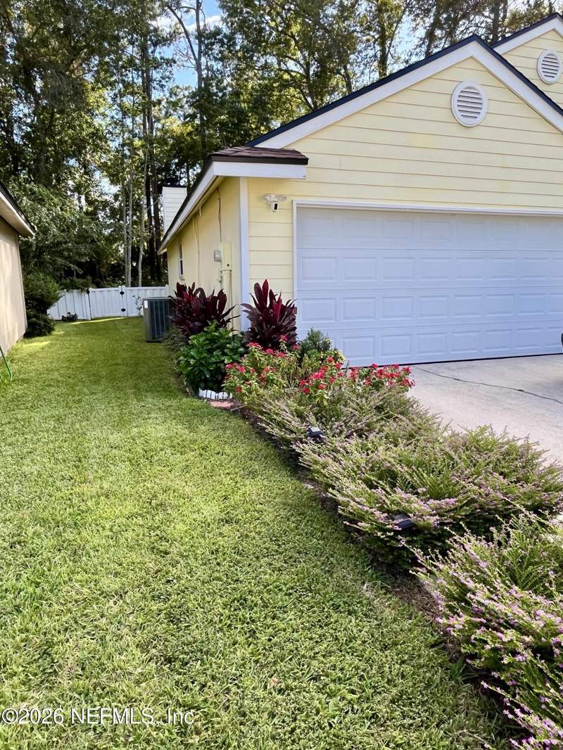 3 bedroom Single Family Residence at 9536 N Glenn Abbey Way, Laurel Oaks at Baymeadows, Jacksonville — photo 3