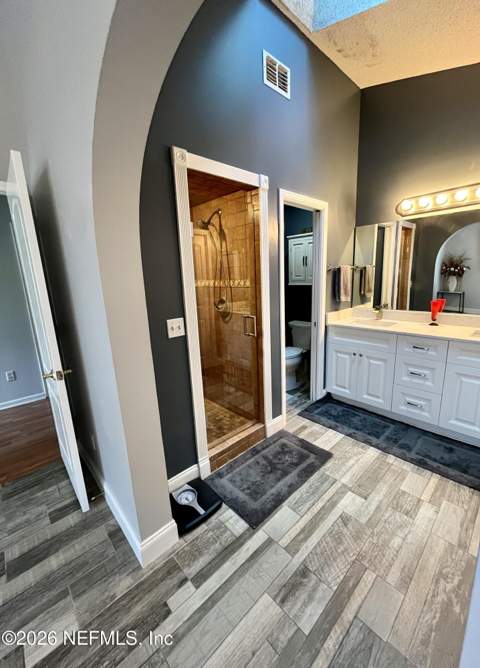 9536 N Glenn Abbey Way, Jacksonville FL - photo 9 of 32