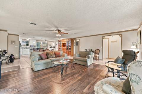 1476 Pawnee Street, Orange Park FL - photo 8 of 41