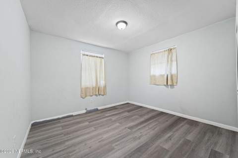 7988 Waxwing Avenue, Jacksonville FL - photo 14 of 27