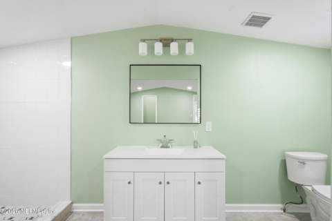 10100 Mercury Drive, Jacksonville FL - photo 16 of 28