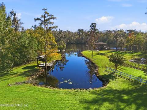 1811 Oak Park Circle, Green Cove Springs FL - photo 11 of 55