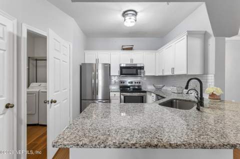 10961 Burnt Mill Road #1325, Jacksonville FL - photo 18 of 57