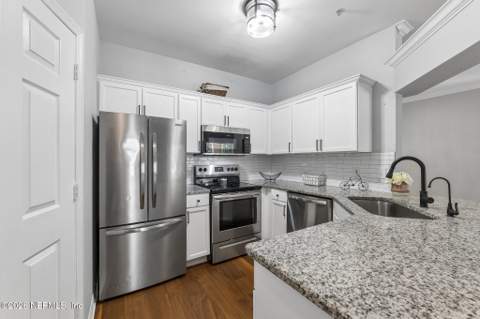10961 Burnt Mill Road #1325, Jacksonville FL - photo 19 of 57