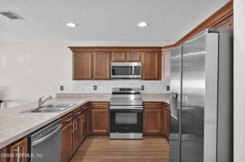 4446 Twin Hills Way, Jacksonville FL - photo 8 of 30