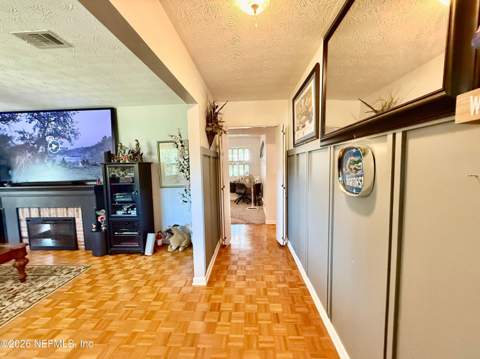 1682 Westminister Avenue, Jacksonville FL - photo 8 of 36