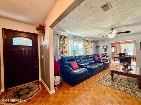 1682 Westminister Avenue, Jacksonville FL - photo 9 of 36