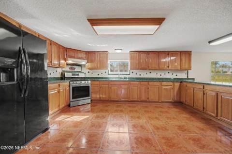 31555 County Road 121, Hilliard FL - photo 14 of 57
