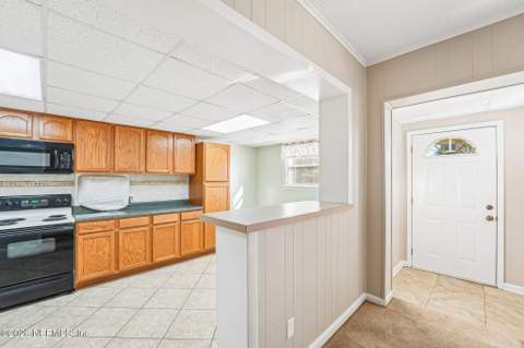 10465 Stone Road, Jacksonville FL - photo 12 of 37