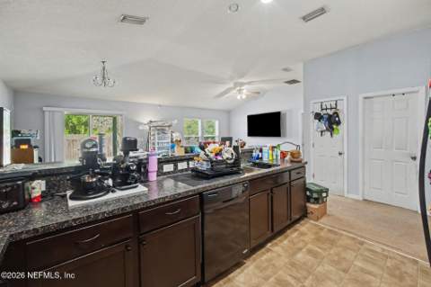 531 Worcester Court, Jacksonville FL - photo 12 of 29