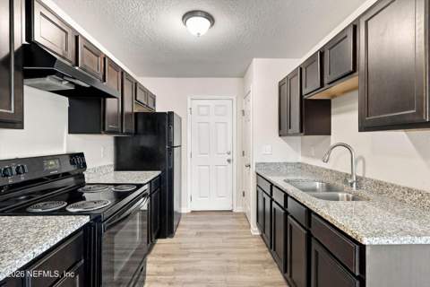 2175 Broadway Avenue, Jacksonville FL - photo 12 of 24