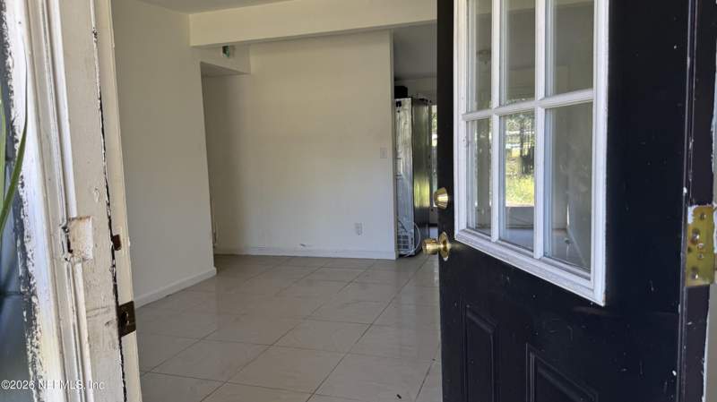 2 bedroom Single Family Residence at 1020 Ake, Highlands, Jacksonville — photo 3