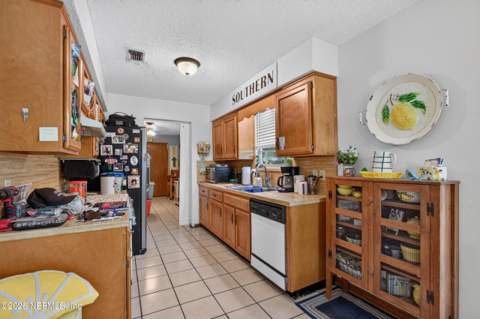2382 Kirkwall Street, Orange Park FL - photo 12 of 33