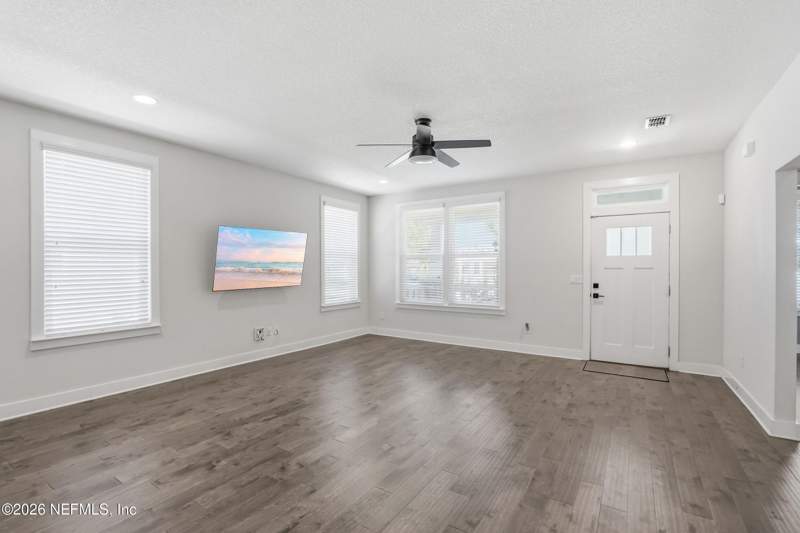 3 bedroom Single Family Residence at 2110 Gilmore Street, Riverside, Jacksonville — photo 5