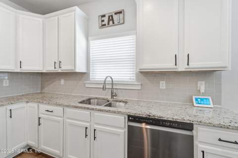 2110 Gilmore Street, Jacksonville FL - photo 11 of 48
