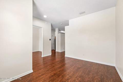 5631 Ortega Park Boulevard, Jacksonville FL - photo 13 of 42