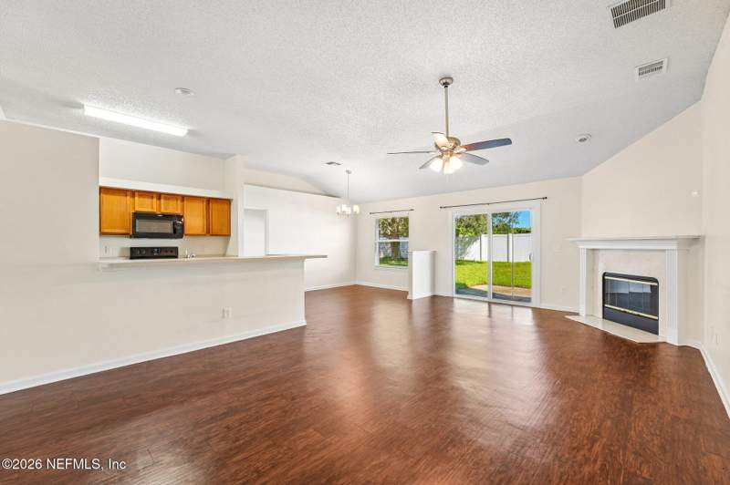4 bedroom Single Family Residence at 5631 Ortega Park Boulevard, Westland Station, Jacksonville — photo 3