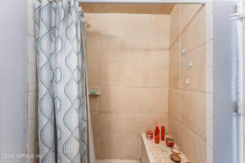 2470 Vernon Street, Jacksonville FL - photo 10 of 23