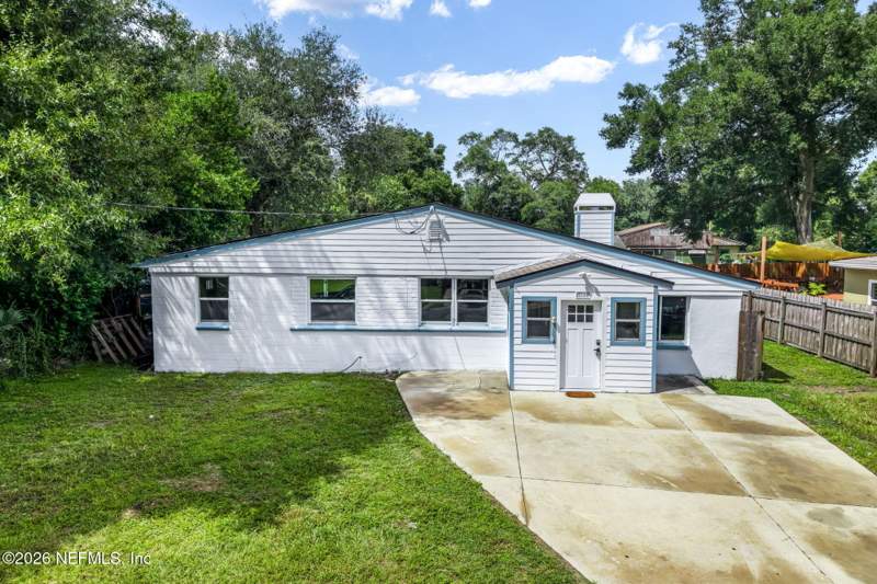 3 bedroom Single Family Residence at 9739 Elaine Road, Windy Hill, Jacksonville — photo 2