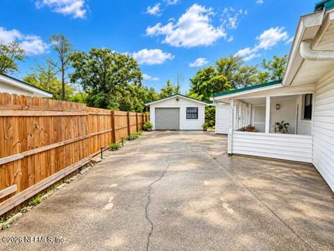 7954 Guerad Drive, Jacksonville FL - photo 11 of 11