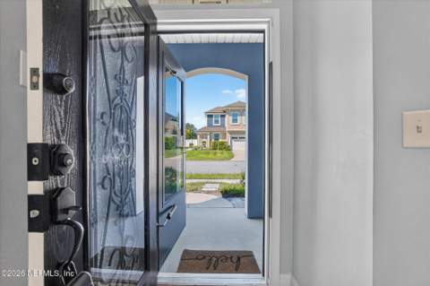 7018 Azalea Grove Drive, Jacksonville FL - photo 10 of 53