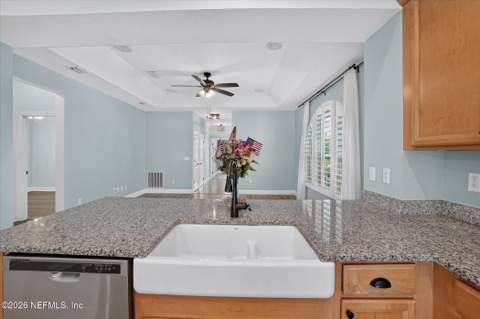 7018 Azalea Grove Drive, Jacksonville FL - photo 20 of 53