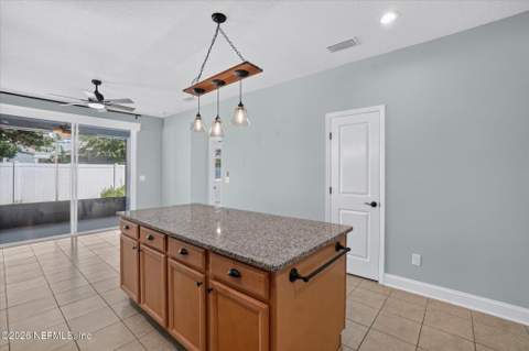 7018 Azalea Grove Drive, Jacksonville FL - photo 21 of 53