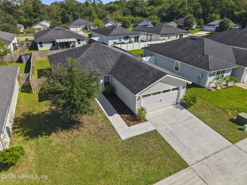 4 bedroom Single Family Residence at 1301 Sarahs Landing Drive, Sarahs Landing, Jacksonville — photo 2