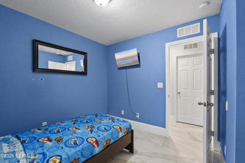 1301 Sarahs Landing Drive, Jacksonville FL - photo 19 of 29