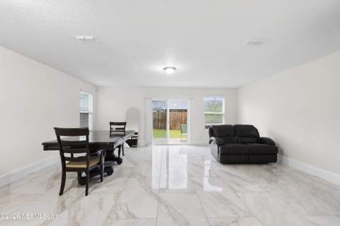 1301 Sarahs Landing Drive, Jacksonville FL - photo 12 of 29