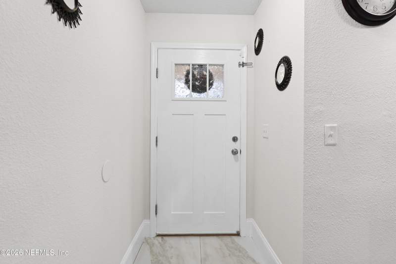 4 bedroom Single Family Residence at 1301 Sarahs Landing Drive, Sarahs Landing, Jacksonville — photo 3