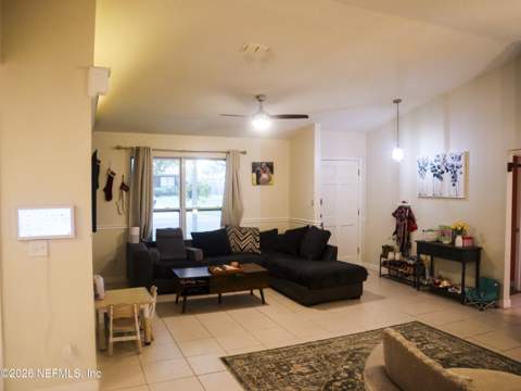 8329 Cross Timbers Drive, Jacksonville FL - photo 11 of 39
