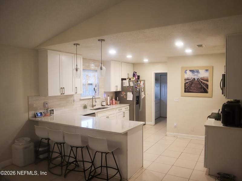 4 bedroom Single Family Residence at 8329 Cross Timbers Drive, Argyle/chimney Lakes, Jacksonville — photo 3