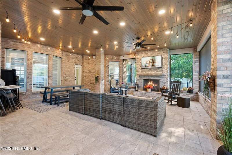 4 bedroom Single Family Residence at 1102 Evening Stroll Lane, Emilys Walk, Jacksonville — photo 5