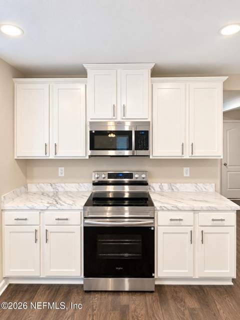 15586 Palfrey Chase Drive, Jacksonville FL - photo 9 of 33