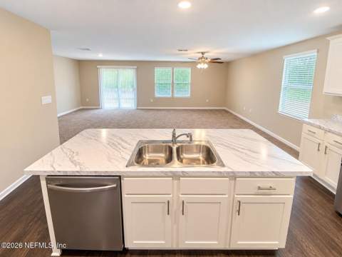 15586 Palfrey Chase Drive, Jacksonville FL - photo 7 of 33