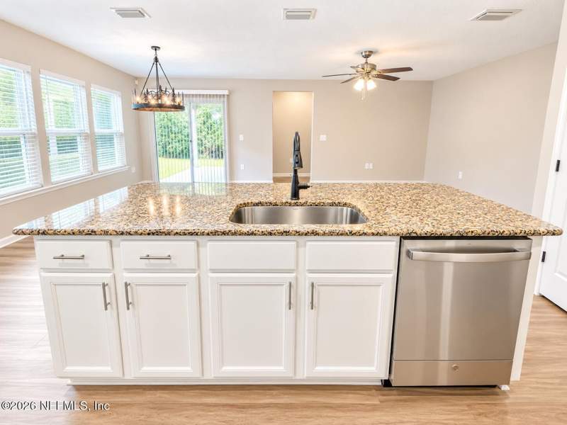 4 bedroom Single Family Residence at 7131 Preston Pines Trail, Preston Pines, Jacksonville — photo 4