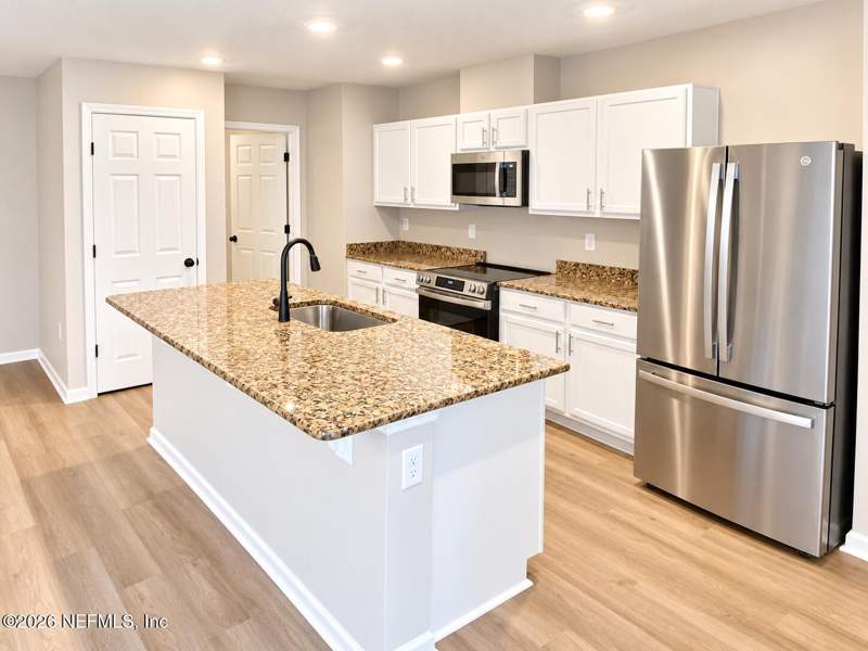 4 bedroom Single Family Residence at 7131 Preston Pines Trail, Preston Pines, Jacksonville — photo 2