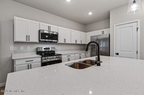 5024 Courtland Oaks Street, Jacksonville FL - photo 19 of 60